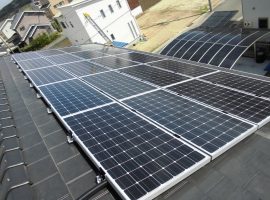 岡山県 瀬戸内市 T様邸 太陽光発電 ギャラクシーソーラー 200w 4.0kw 写真2