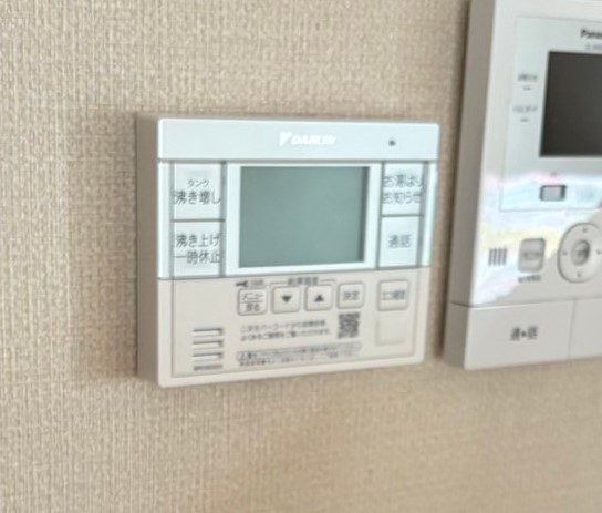 山口県 岩国市 Ｓ様邸 ダイキンエコキュート EQA37YV 台所リモコン