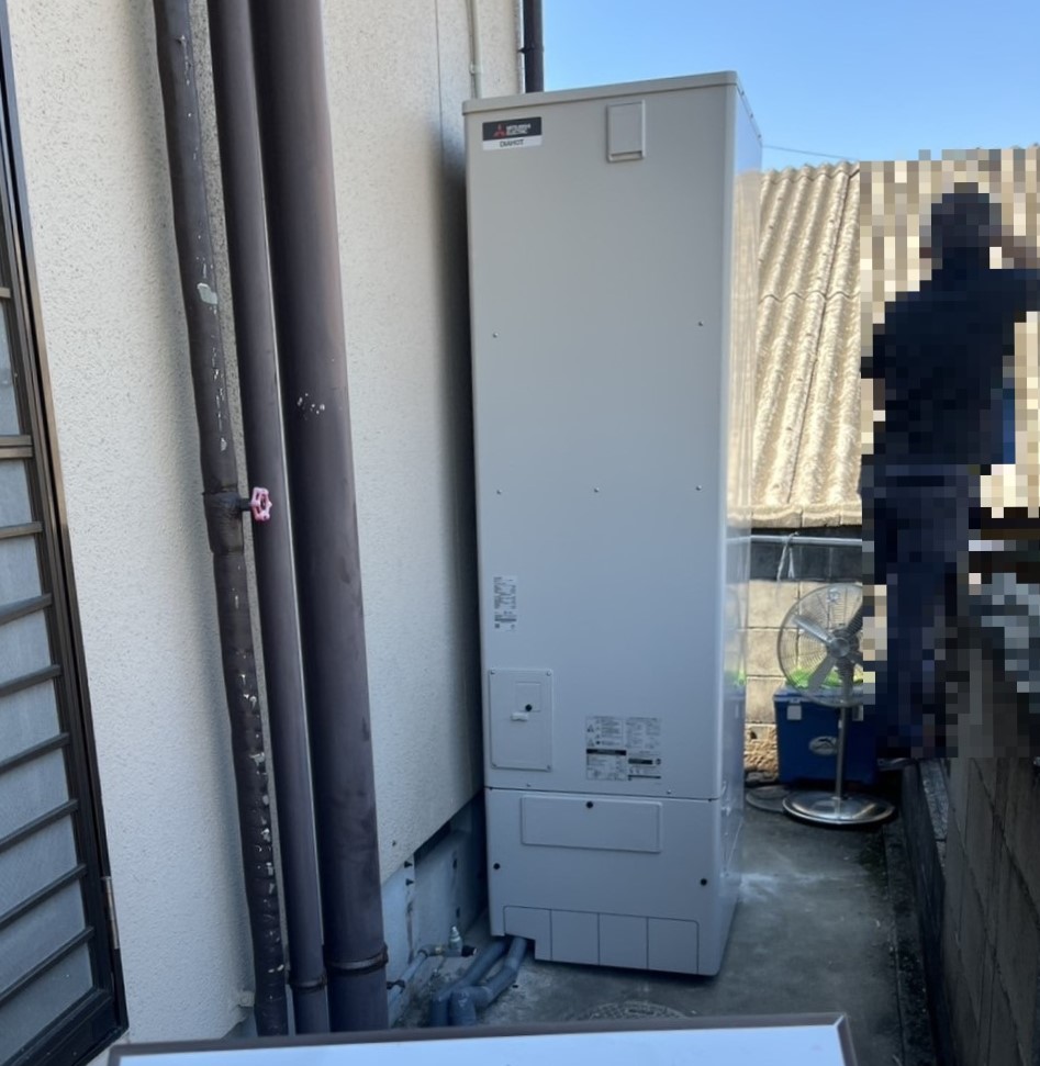 愛媛県 四国中央市 О様邸 三菱電機エコキュート SRT-C467 施工後