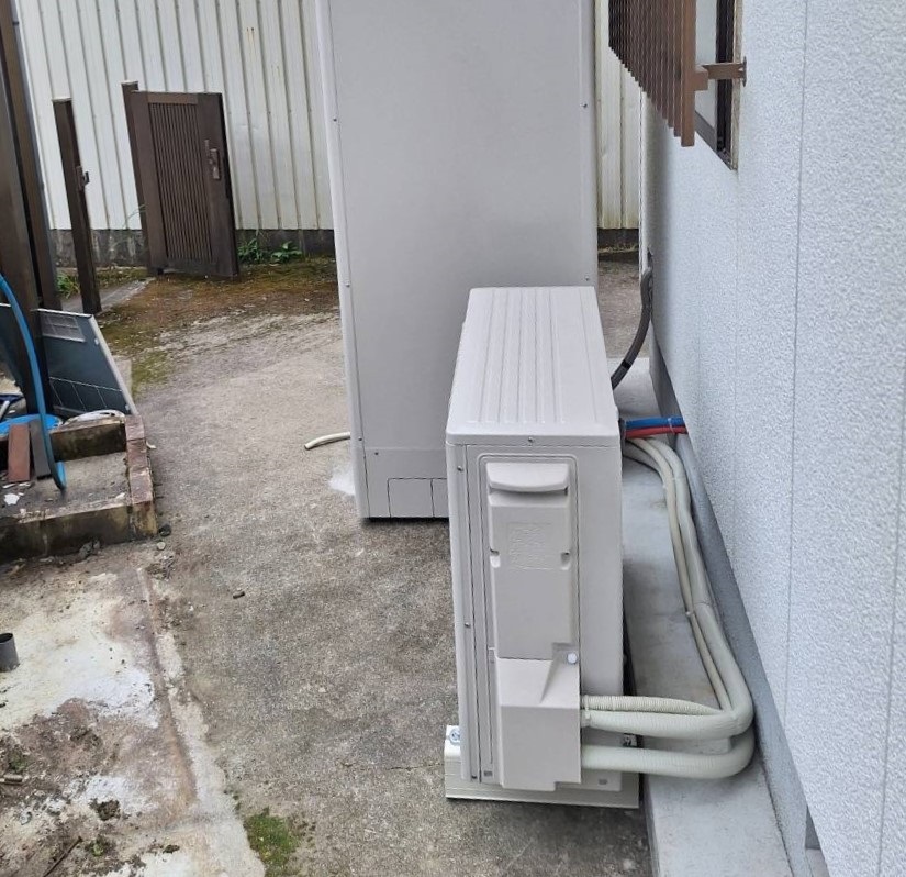 高知県 高岡郡 Ｈ様邸 三菱電機エコキュート SRT-S557U ヒートポンプ