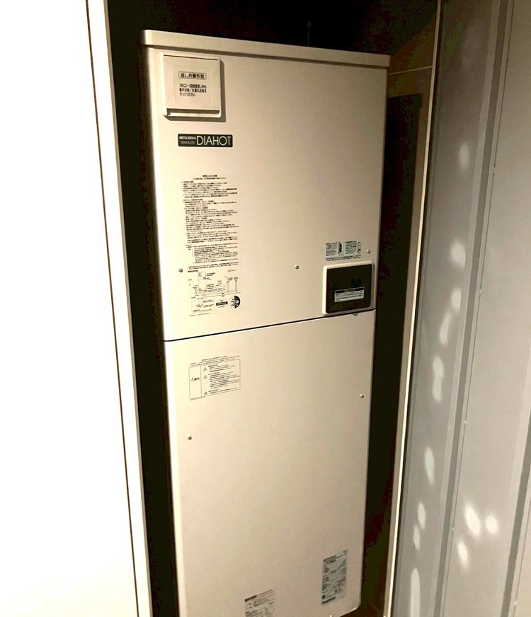東京都 新宿区 Ｅ様邸 三菱電機エコキュート SRT-J37WD5 施工前