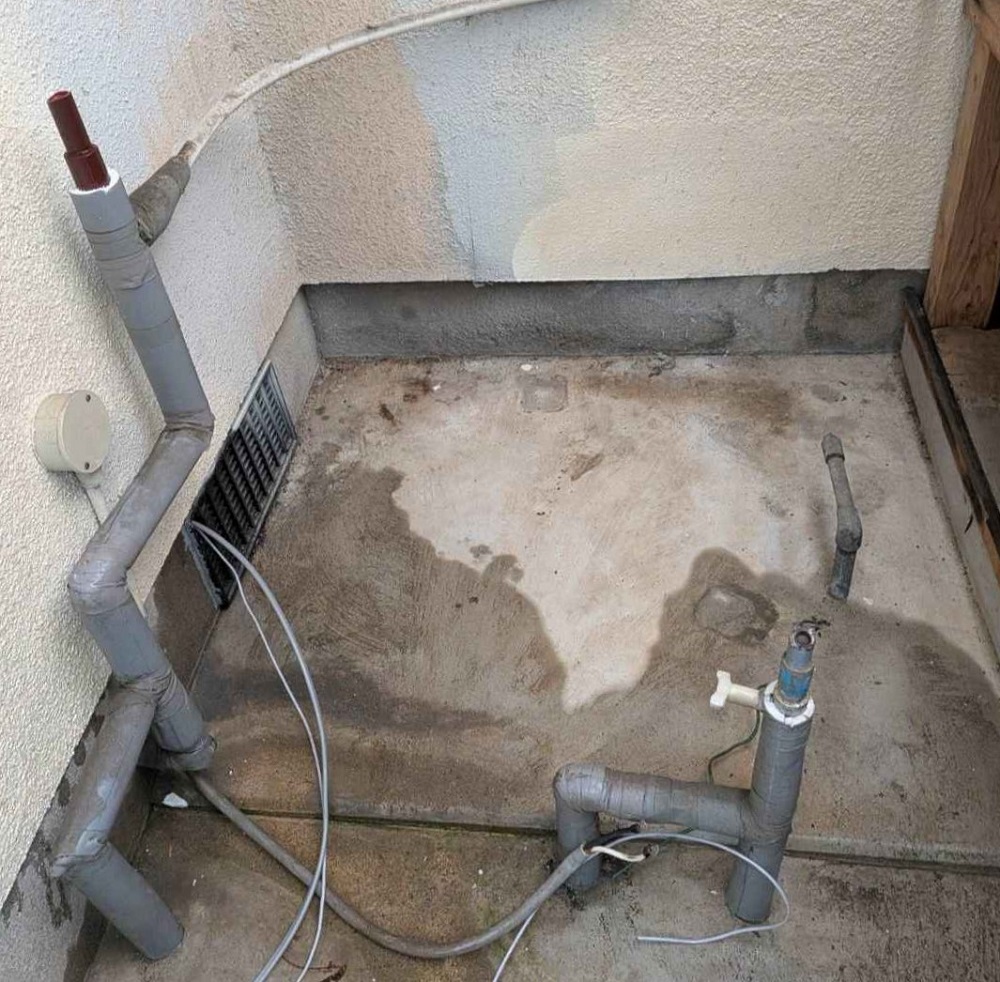 福岡県 筑紫野 Ｓ様邸 三菱電機エコキュート BHP-ZN37WU 既存電気温水器撤去