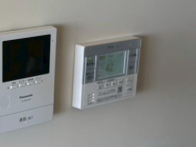 沖縄県 国頭郡 Ｊ様邸 ダイキンエコキュート EQX46YFVH 台所リモコン