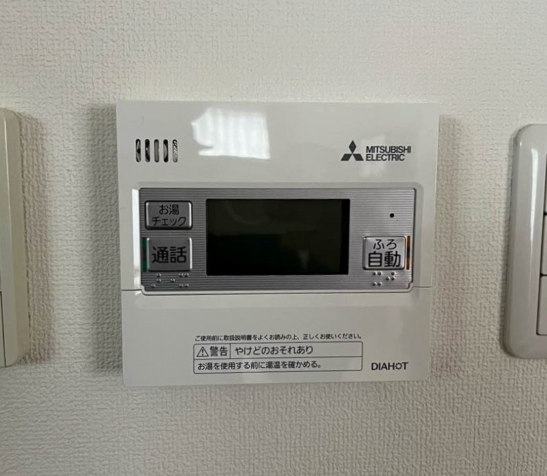 秋田県 秋田市 Ｓ様邸 三菱電機エコキュート SRT-SK467UD 台所リモコン