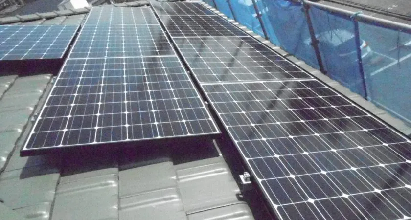 大阪府 八尾市 O様邸 太陽光発電 長州産業 250w 3.5kw 施工事例