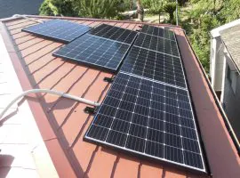 兵庫県 神戸市 M様邸 太陽光発電 カナディアンソーラー 235w 4.23kw 写真1