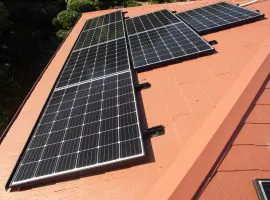 兵庫県 神戸市 M様邸 太陽光発電 カナディアンソーラー 235w 4.23kw 写真2