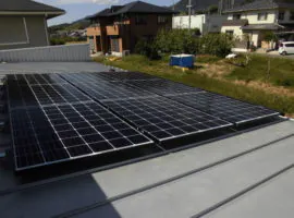 和歌山県 伊都郡 S様邸 太陽光発電 Qセルズ 240w 2.16㎾ 写真2