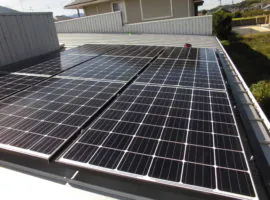和歌山県 伊都郡 S様邸 太陽光発電 Qセルズ 240w 2.16㎾ 写真1