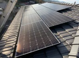 兵庫県 知多郡 O様邸 太陽光発電  長州産業 CS-304B61S  304ｗ 写真1