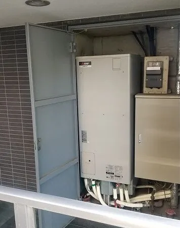 神奈川県 鎌倉市 T様邸 エコキュート 三菱 SRT-W305D-BS 施工事例